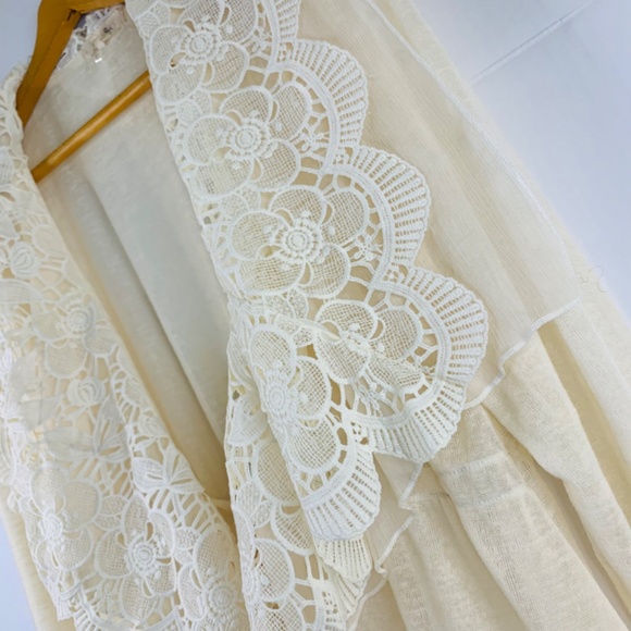 Ryu Vintage inspired Victorian Romantic ruffled lace boho cardigan ivory cream - Picture 3 of 12
